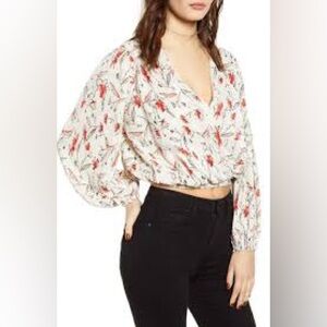 Astr women's top size M cream twee artsy print boho bohemian‎ Indy sleeve retro